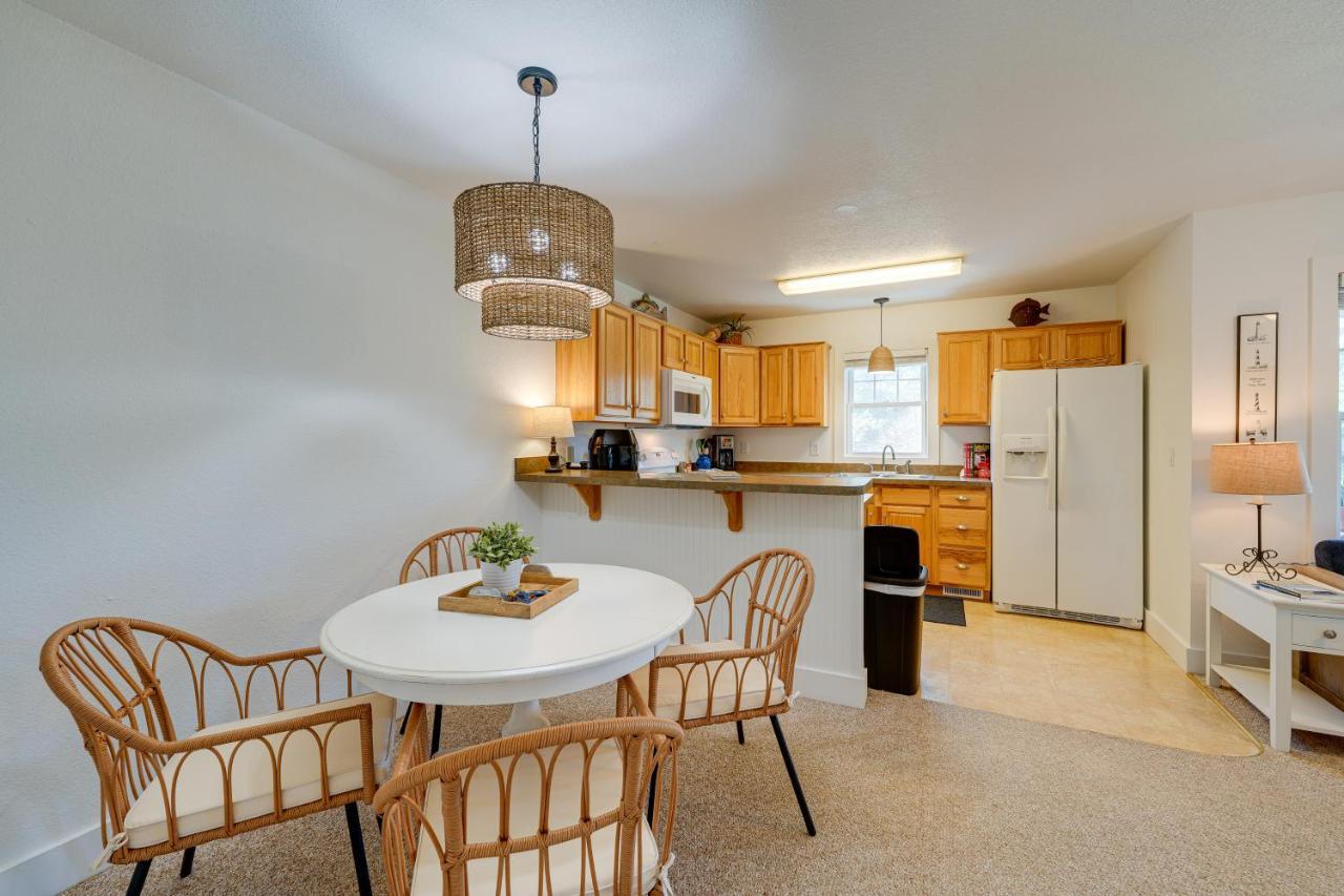 Pet-friendly Vacation Near Ocean! *
